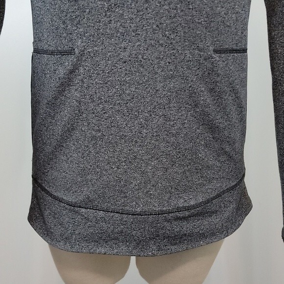 LULULEMON Exhalation Pullover II Heathered Speckle Black size 4 - Picture 3 of 9